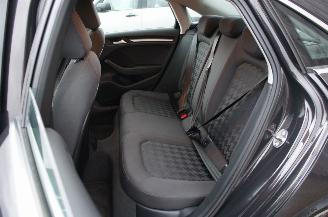 Audi A3 1.6 TDi Limo Airco Navi Cruise Trekhaak 81KW Euro 5 picture 16