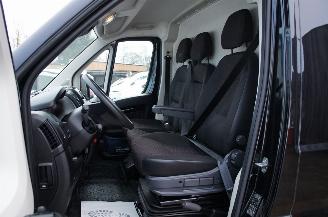 Peugeot Boxer 2.2 BlueHDi L4H2 Airco Navi Cruise Camera 121KW Euro 6 picture 10