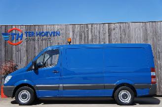 krockskadad bil auto Mercedes Sprinter 310 CDi Lang L2H1 Standkachel Trekhaak 70KW Euro 5 2012/8