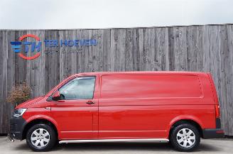 Schadeauto Volkswagen Transporter T6 2.0 TDi Lang Airco Navi Cruise Apple Carplay Trekhaak 110KW Euro 6 2019/9