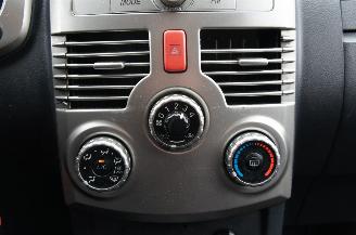 Daihatsu Terios 1.5 16V 2WD Airco Metallic Trekhaak 77KW picture 14
