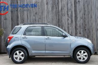 Daihatsu Terios 1.5 16V 2WD Airco Metallic Trekhaak 77KW picture 4
