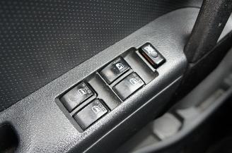 Daihatsu Terios 1.5 16V 2WD Airco Metallic Trekhaak 77KW picture 18