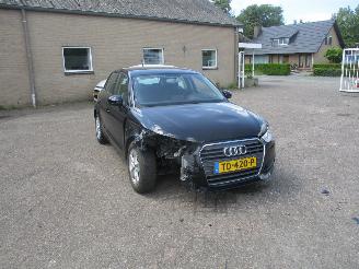 Unfallwagen Audi A1 SPORTBACK 1.0 TFSI ProLine 5DRS 2018/7