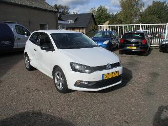 Damaged car Volkswagen Polo 1.0 EasyLine AIRCO 2014/10