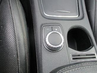 Mercedes Cla-klasse Shooting Brake 200d Prestige Automaat picture 23