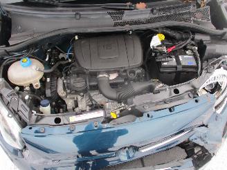 Fiat 500C 1.0 Hybr Launch Ed picture 17