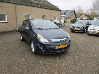 Damaged car Opel Corsa 1.2 EcoF des Ed LPG 2014/3