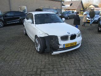 Avarii autoturisme BMW 1-serie 116d Corp.BnsLine REST BPM 450 EURO !!!!!! 2011/9