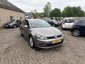 krockskadad bil auto Volkswagen Golf 1.2 TSI Highline 2014/4