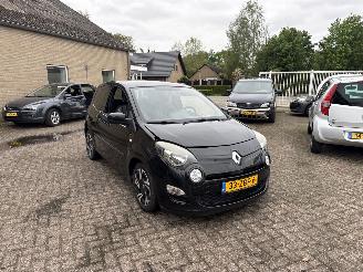 škoda osobní automobily Renault Twingo 1.2 16V Collection 2012/9