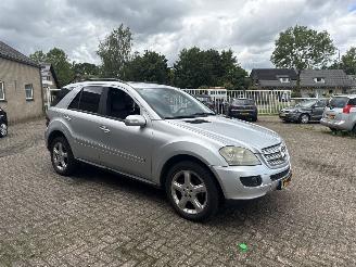 Unfallwagen Mercedes M-klasse 320 CDI 4matic AUT GRIJS KENTEKEN 2006/1