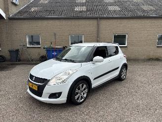 Suzuki Swift 1.2 Exclusive EASSS picture 4