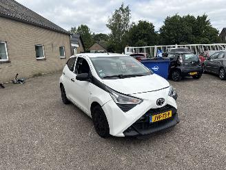 Schadeauto Toyota Aygo 1.0 VVT-i x 2020/3