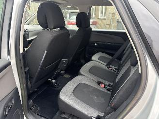 Citroën C4-picasso PICASSO 1.6 e-HDi Attraction AUT REST BPM €400,-!!! picture 25