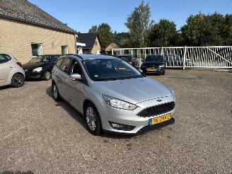 Schadeauto Ford Focus 1.0 Lease Edition REST BPM €600,-!!! 2017/8