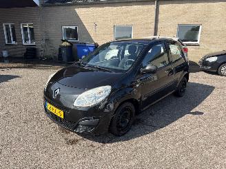 Renault Twingo 1.2 Authentique picture 3