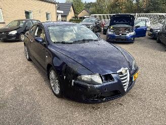 Voiture accidenté Alfa Romeo GT 2.0 JTS Collezione 2007/1