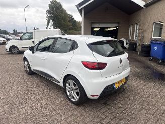 Renault Clio 0.9 TCe Zen REST BPM €400,-!!! picture 6