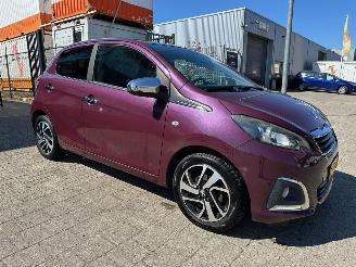 uszkodzony samochody osobowe Peugeot 108 1.0 e-VTi Première 2014/9