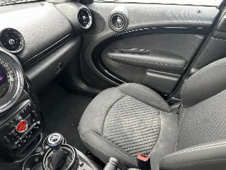 Mini Countryman 1.6 Cooper Pepper Motor loopt onregelmatig picture 13