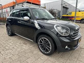 škoda osobní automobily Mini Countryman 1.6 Cooper Pepper Motor loopt onregelmatig 2016/12