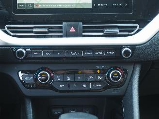Kia Niro 1.6 Gdi Hybrid ExecutiveLine picture 16