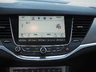 Opel Astra 1.6 CDTI Business+ Automaat picture 20