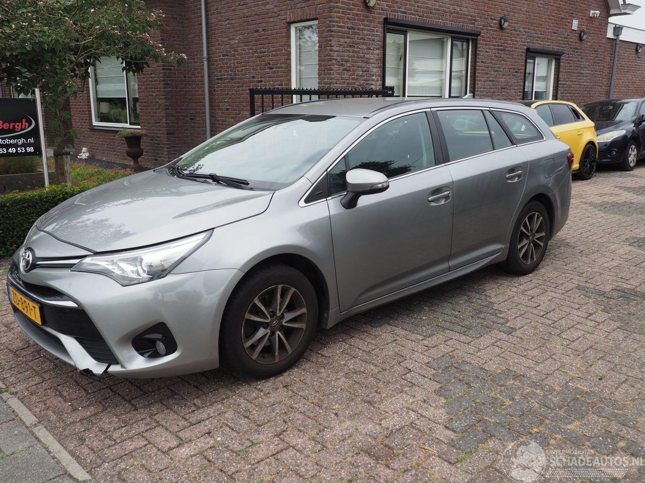 Toyota Avensis 1.8 VVT-I Aspiration Automaat