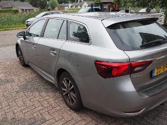 Toyota Avensis 1.8 VVT-I Aspiration Automaat picture 6