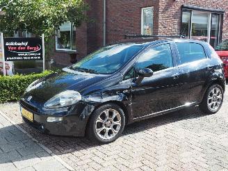 Voiture accidenté Fiat Punto Evo 0.9 TwinAir Lounge 2017/5