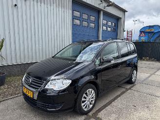 damaged passenger cars Volkswagen Touran 1.4 TSI 103KW AIRCO 2008/8