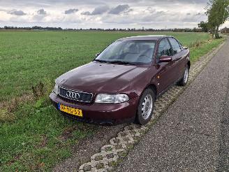 Unfallwagen Audi A4 QUATTRO 1.8 20V 1997/5