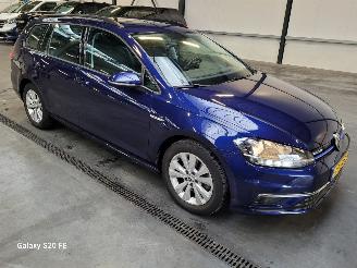 Damaged car Volkswagen Golf Variant 1.5 TSi 96-KW 6-Bak Comfortline 2019/2