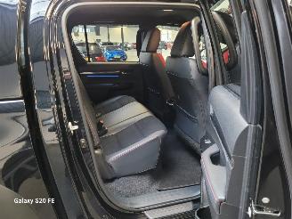 Toyota Hilux 2.8 D-4D 150-KW Automaat 4-WD GR-SPORT 5drs picture 16