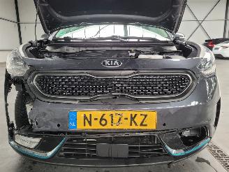 Kia Niro Plug-In-Hybrid 1.6 GDi 77-KW Automaat picture 7