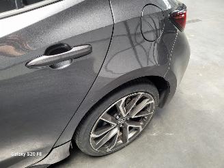 Toyota Corolla Hybrid 1.8 72-KW Automaat 5drs Panoramadak picture 7
