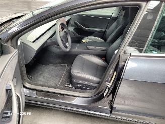 Tesla Model 3 Dual Motor Long Range 366-KW Automaat AWD picture 18