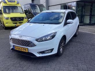 skadebil auto Ford Focus 1.0 Trend 2018/3