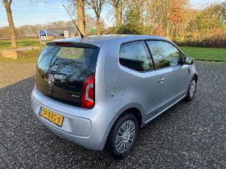 Volkswagen Up! move up picture 4