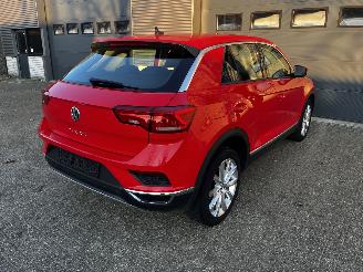 Volkswagen T-Roc 1.5 TSI CAMERA / PDC / NAVI / STOELVERW /150PK picture 24