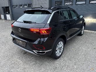 Volkswagen T-Roc 1.5 TSI AUTOMAAT / NAVI / CRUISE / CAMERA picture 20