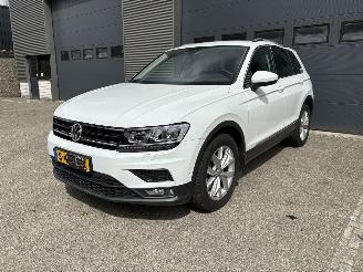 škoda osobní automobily Volkswagen Tiguan 2.0 TSI 4X4 AUTOMAAT / NAVI / CRUISE / CAMERA 2019/10