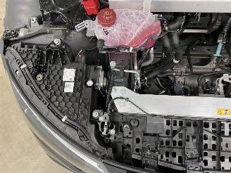 Mercedes EQE 350+ AMG Panoramadak picture 18