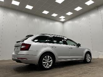 Skoda Octavia Combi 1.6 TDI DSG Edition Navi Clima picture 2