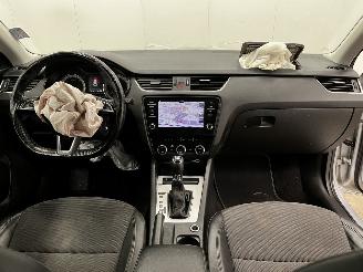 Skoda Octavia Combi 1.6 TDI DSG Edition Navi Clima picture 11