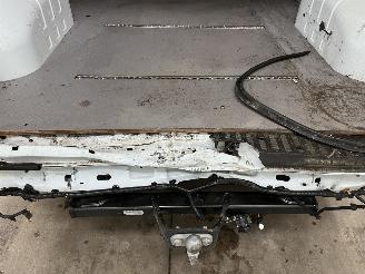 Renault Master 2.3 dCi Autom. 132kw L2H2 Navi Clima picture 17