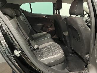 Opel Astra 1.2 Edition 5-drs Navi Clima picture 10