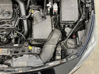 Opel Astra 1.2 Edition 5-drs Navi Clima picture 17