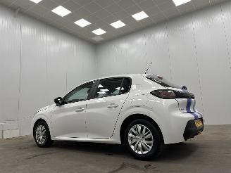 Peugeot 208 1.2 PureTech Active picture 3